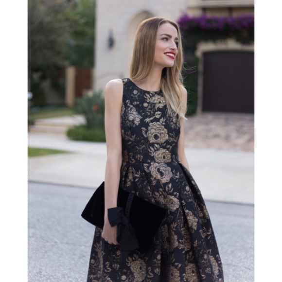 Ann Taylor Factory Dresses & Skirts - Ann Taylor Floral Metallic Dress